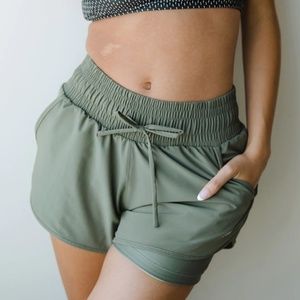 Albion Fit Sage Lunge Shorts